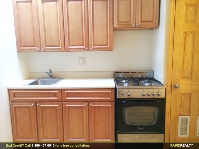 Building Photo - 846 Saint Johns Pl