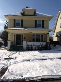 Primary Photo - 205 Hunter St
