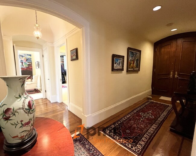 Photo - Historic Convenience with This Delightful ... Apartment