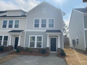 Building Photo - 310 Woodcock Dr
