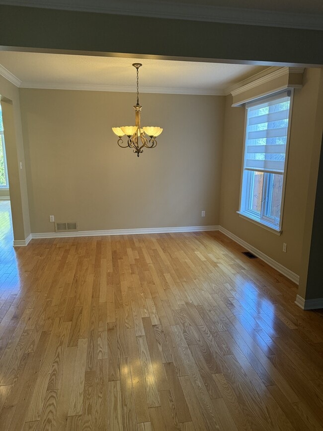 Building Photo - 6 Bellingham Pl