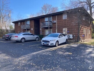 Building Photo - One bedroom apartment with balcony