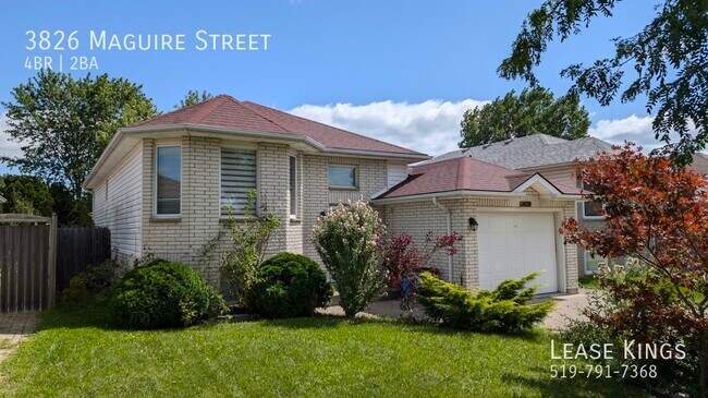 Photo du bâtiment - PRIME SOUTH WINDSOR RAISED RANCH HOME