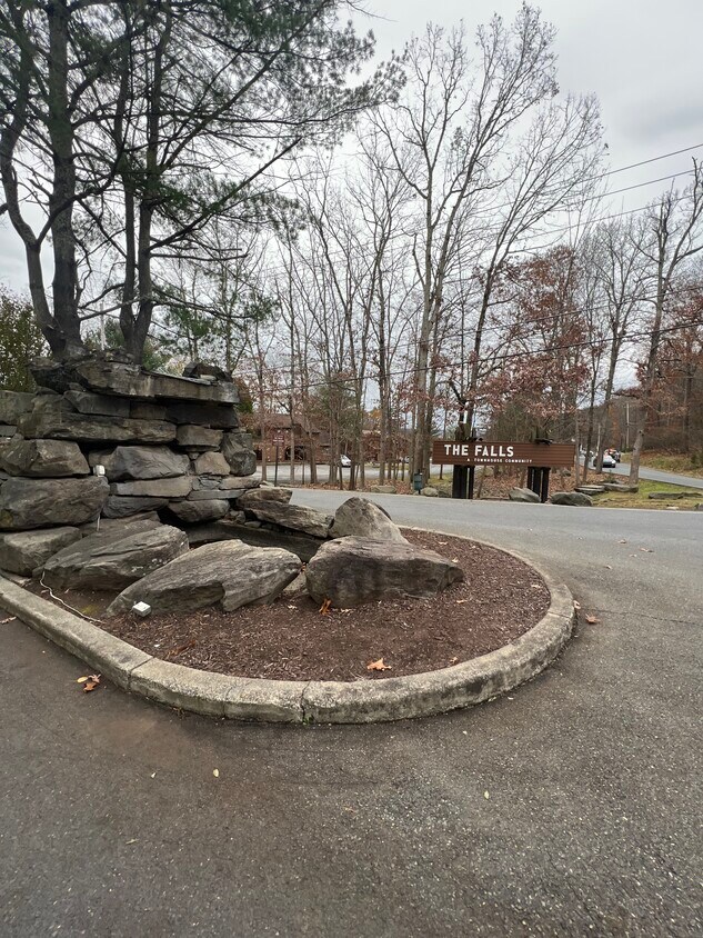 Primary Photo - 256 Bristol Way