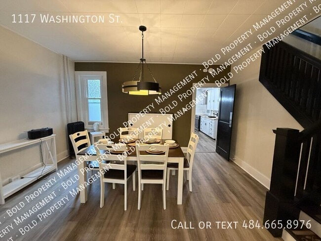 Foto del edificio - 1117 Washington St