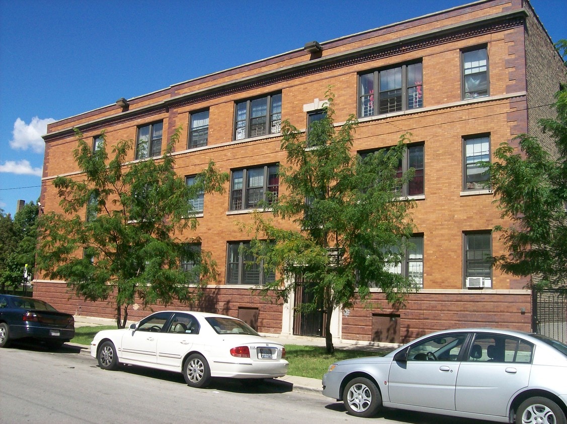Primary Photo - 4050 W West End Ave