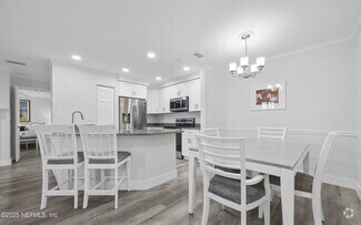 Building Photo - 200 Ironwood Dr