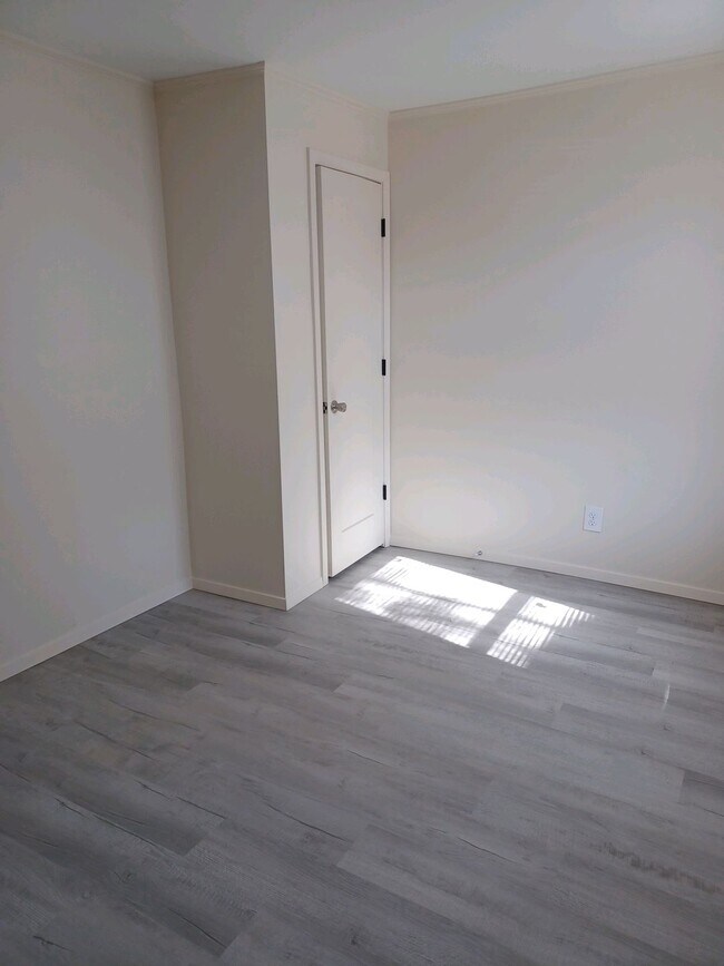 Foto del edificio - 1403 Lincoln Ave