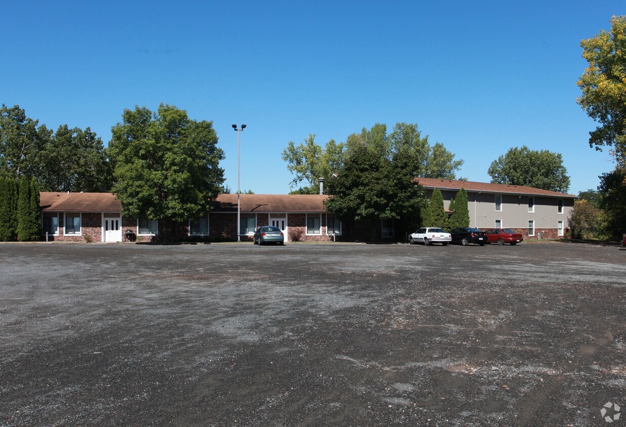 252 Cascade St, Osceola, WI 54020 Apartments in Osceola, WI