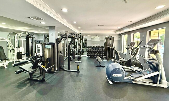 Foto del edificio - 651 Okeechobee Blvd