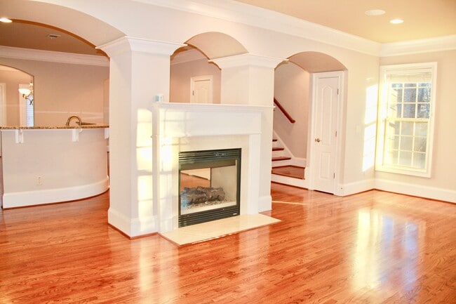 Building Photo - 2802 Darby St