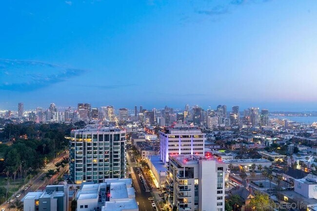 Foto del edificio - 525 Olive St