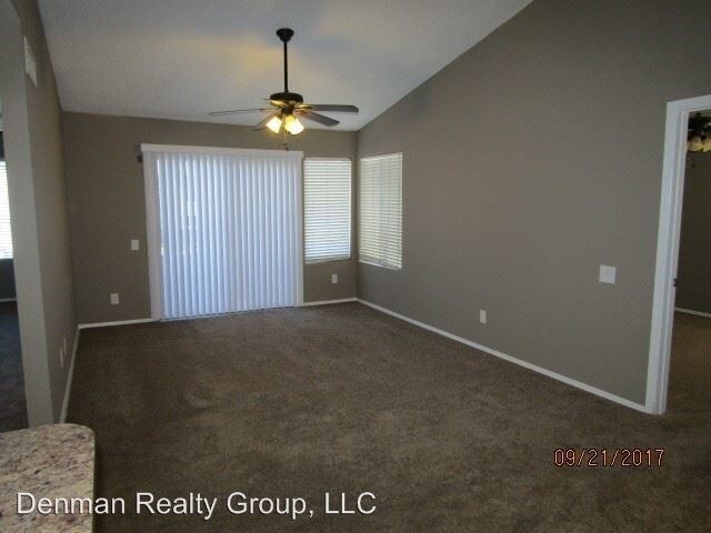 Foto del edificio - 2035 S Elm St