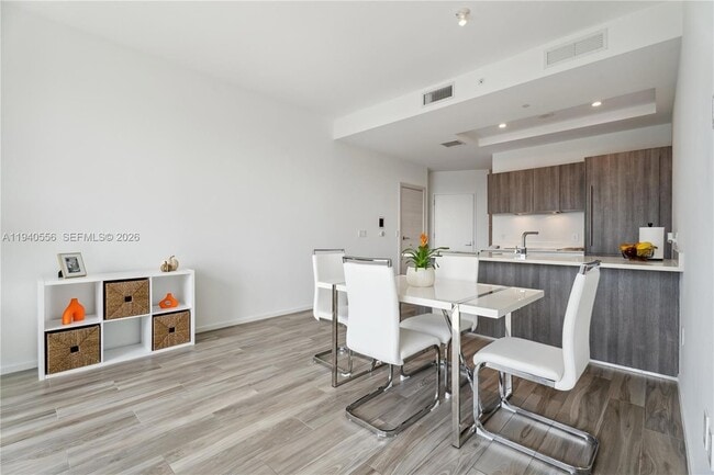 Photo - 801 S Miami Ave Apartment