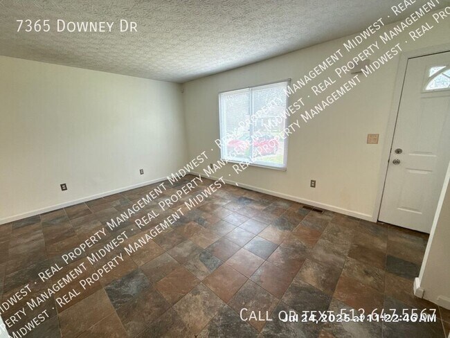 Foto del edificio - 7365 Downey Dr