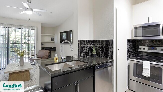 Foto del edificio - 17811 Vail St