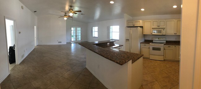 Building Photo - 1037 Trail Terrace Dr