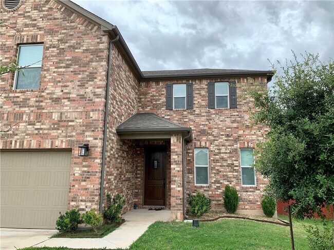 Building Photo - 7717 Crystalbrook W