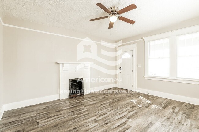 Foto del edificio - 1325 Laurel St