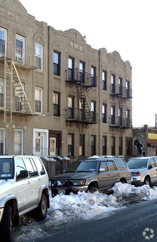 Primary Photo - 118 Cortelyou Rd