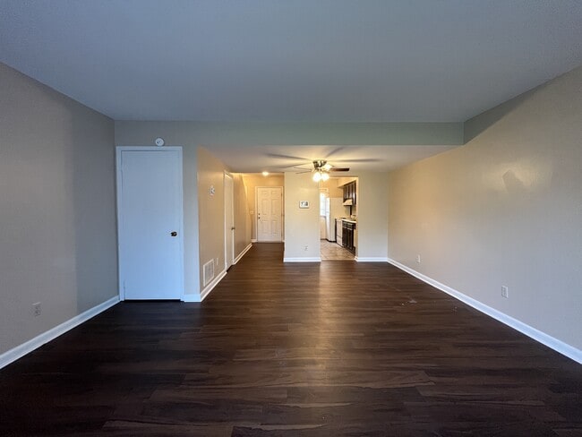 Foto del edificio - 901 Olmstead Dr