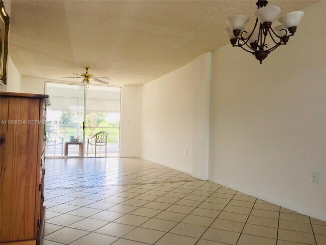 Building Photo - 14170 SW 84th St