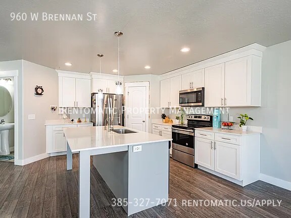 Foto del edificio - 960 W Brennan St