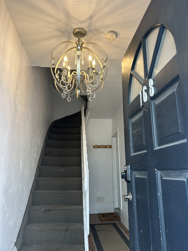 Entrance - 168 W 6th St
