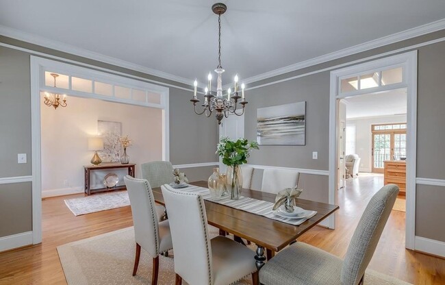 Foto del edificio - 3 Bed, 2.5 Bath Charleston Style Home Down...