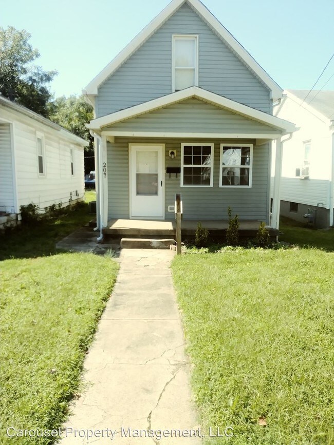 Building Photo - 1 br, 1 bath House - 207 S Willow