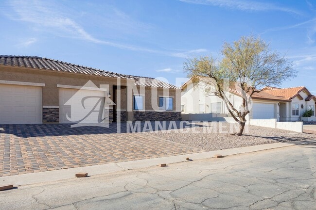 Foto del edificio - 9301 W Century Dr