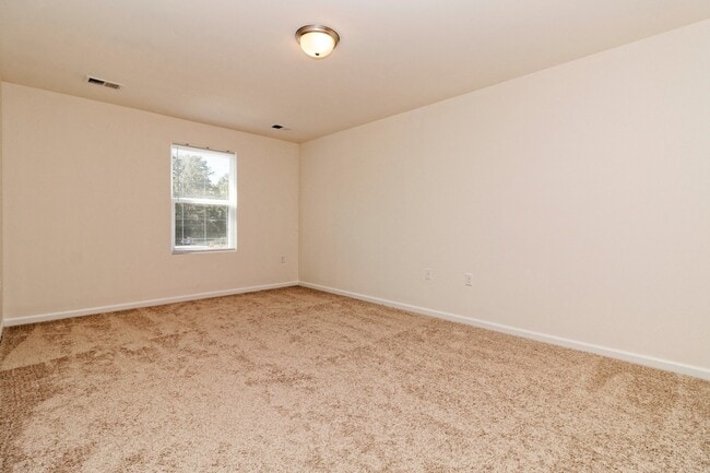 Foto del edificio - Charming 3BR Home in Hardeeville – Garage,...