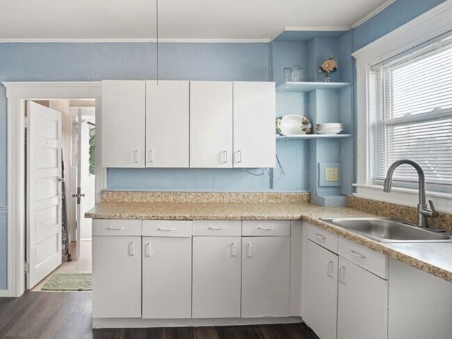 Foto del edificio - 318 Concord St