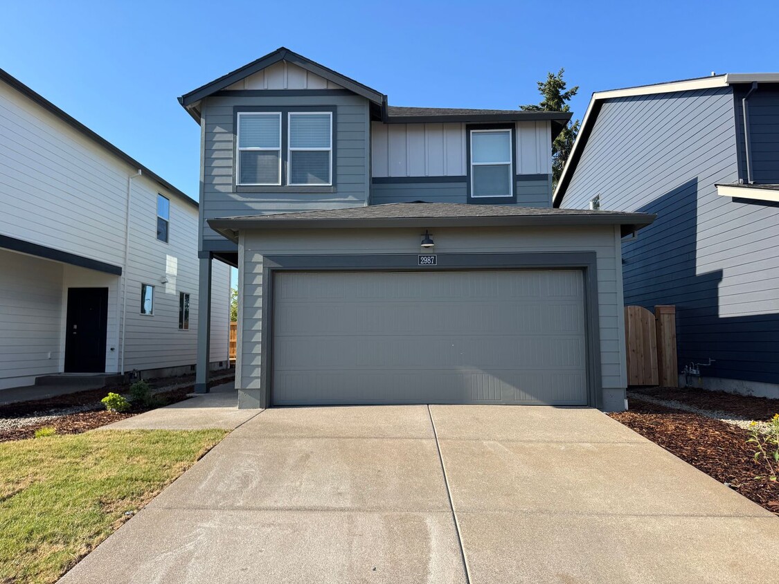 4 Bedroom, 2 1/2 Bath Home in Marcola Meadows - 4 Bedroom, 2 1/2 Bath Home in Marcola Meadows