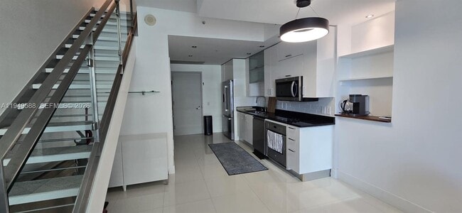 Foto del edificio - 60 SW 13th St