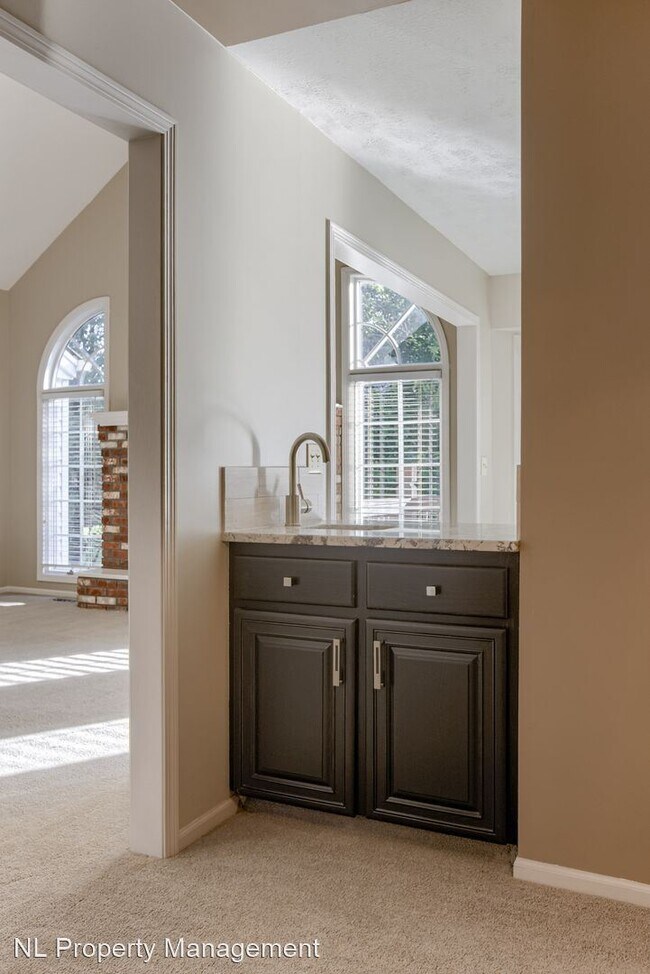 Foto del edificio - 4 br, 3 bath House - 16344 Chicago Circle