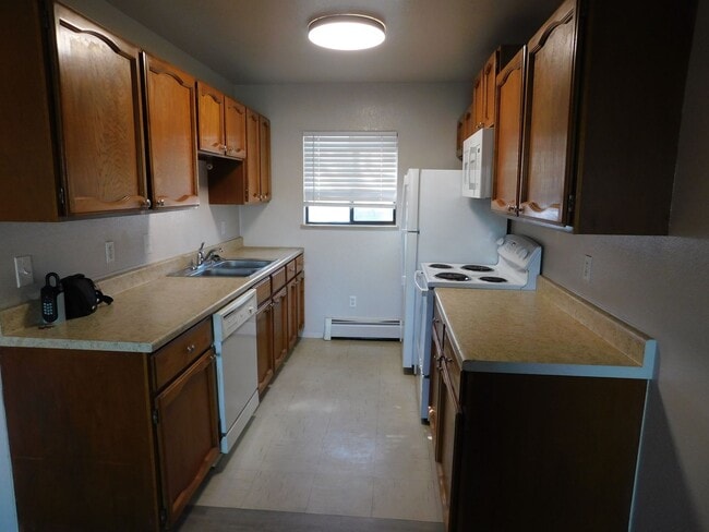 Building Photo - 1302 Glenwood Ave