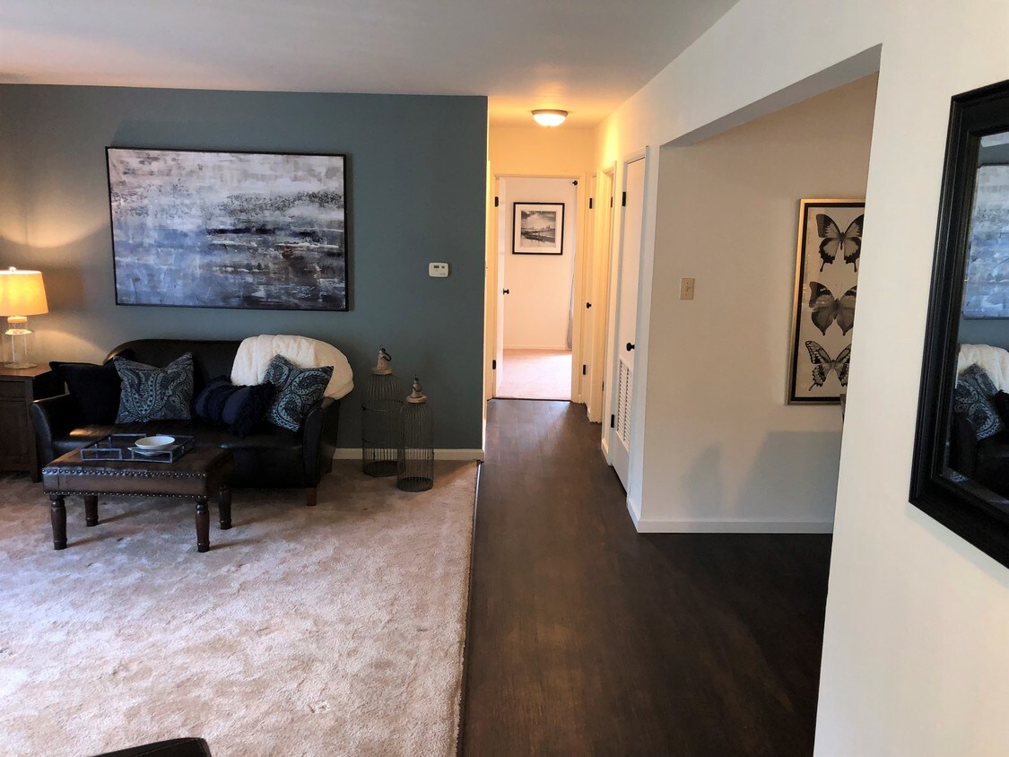 Forest Lake Apartments Apartments Ballwin, MO