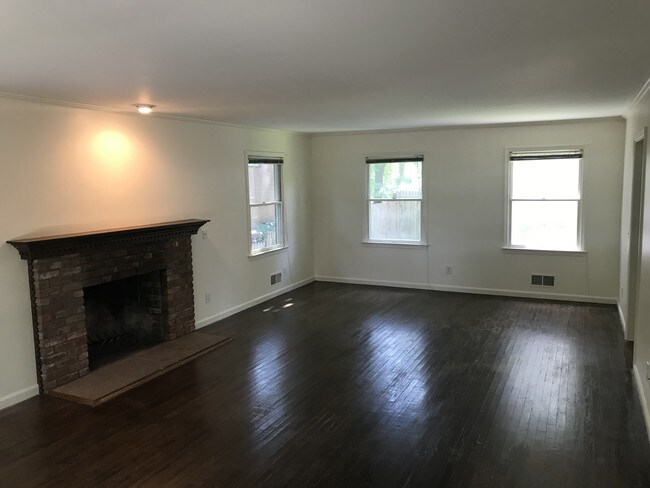 Sala de estar - 10 Sickle Bar Ln