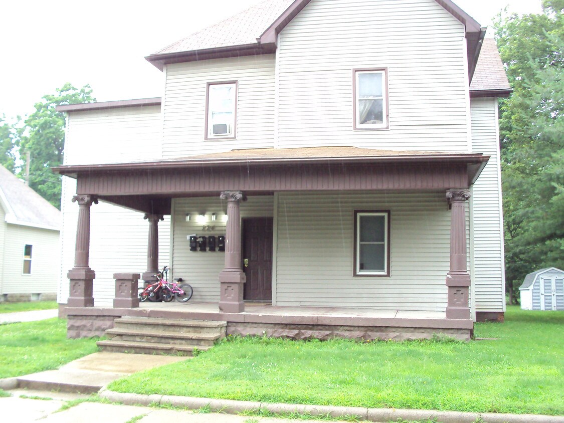 Primary Photo - 224 N 14th St