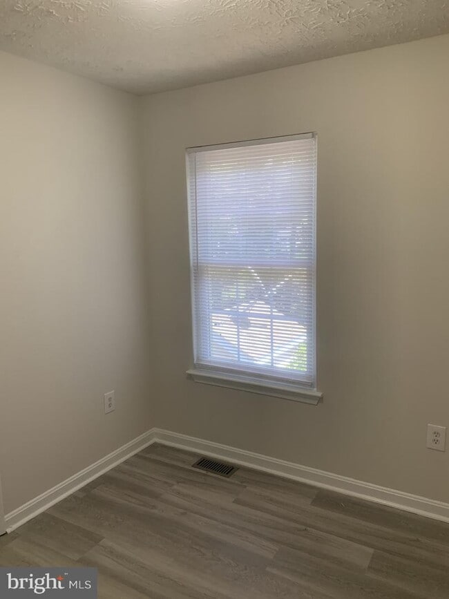 Building Photo - 22705 Othello Ln