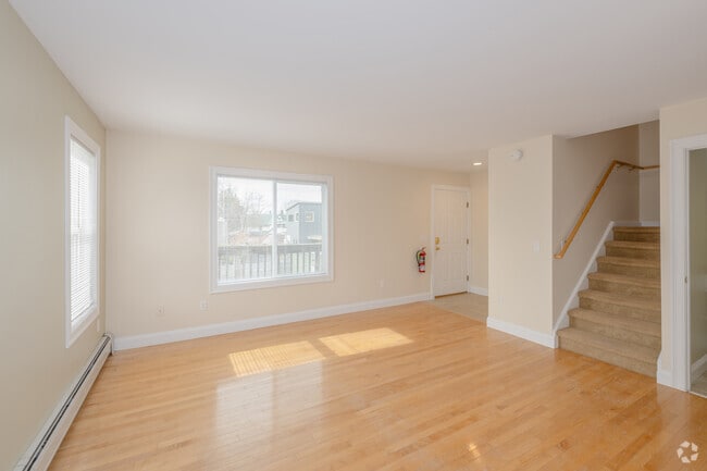 3BR, 1.5BA - 1,175SF - Living Room - 37 Decatur St Apartments