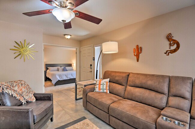 Foto del edificio - 8787 E Mountain View Rd
