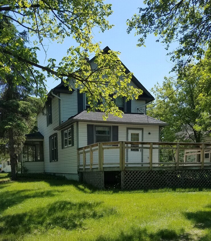 Foto principal - 1123 Beltrami Ave NW