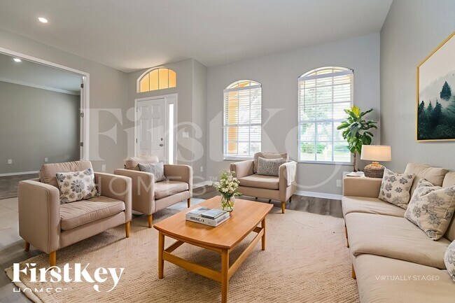 Foto del edificio - 9070 Pinebreeze Dr