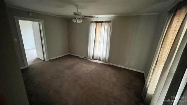 Foto del edificio - 607 Barlow Ave