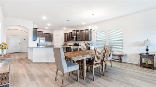 Foto del edificio - 407 Beldon Wy