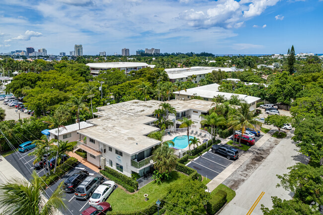 Aerial Photo - Harbor Beach House Apartments