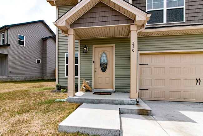 Building Photo - 210 Geneva Ln