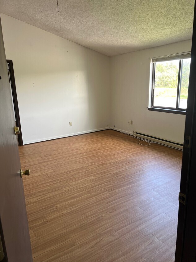 Living Room - 6355 Robinson Rd